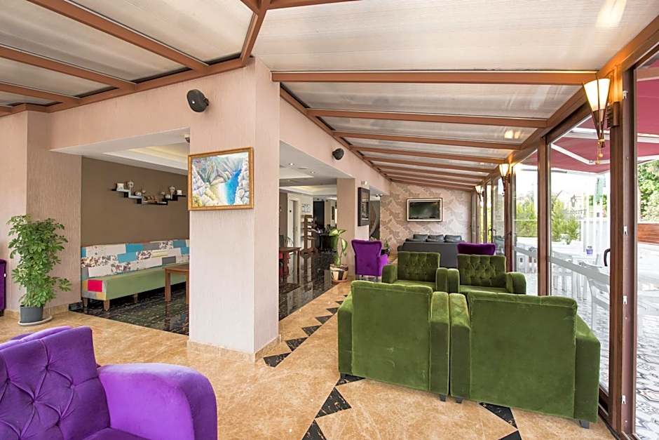 Blueberry Boutique Hotel