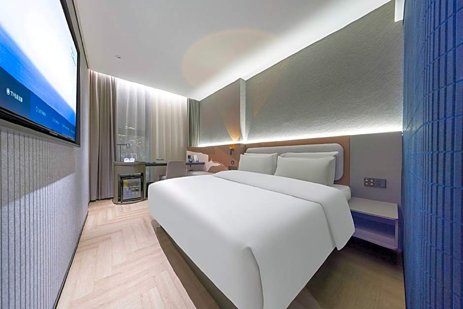 Atour Light Hotel Changsha Wuyi Square IFS Pedestrian Street