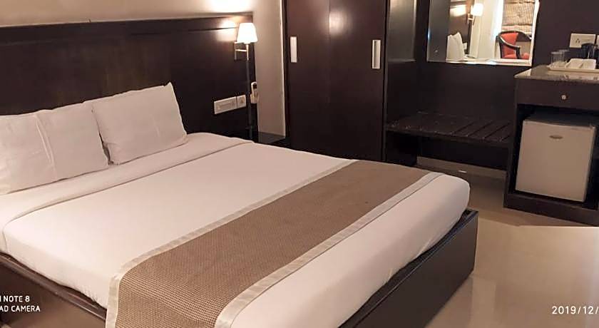 The Curzon Court Hotel