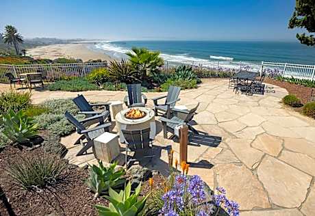 Cottage Inn By The Sea