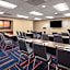 Hampton Inn By Hilton And Suites El Paso-Airport