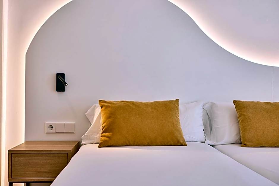 Universal Hotel Bikini