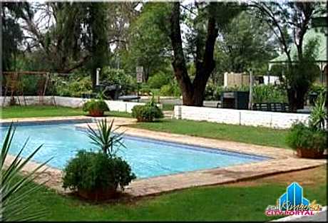 Gum Tree Lodge Backpackers