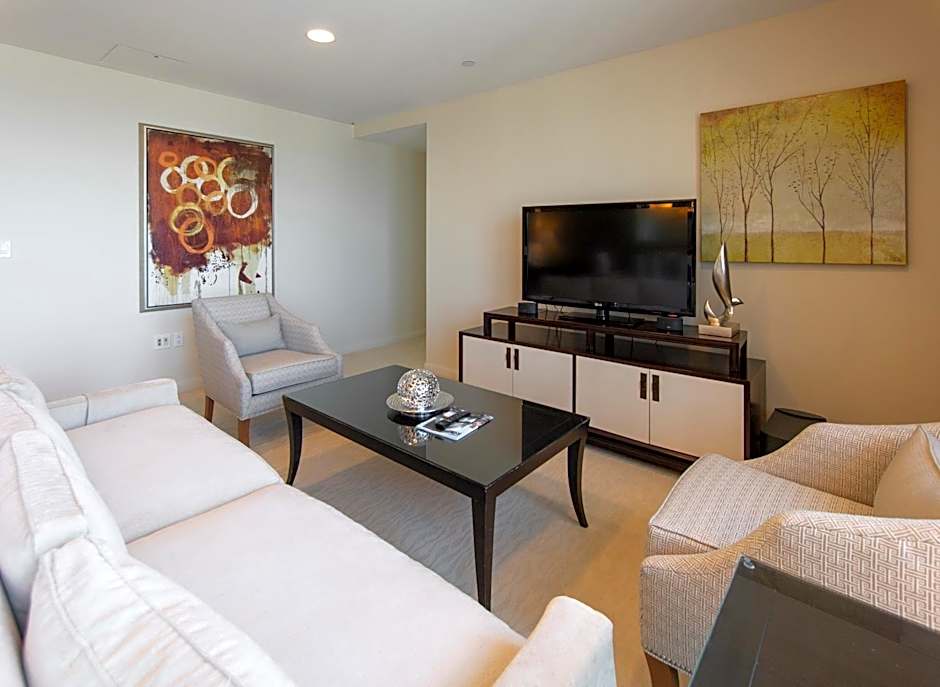 Broadway Plaza, Trademark Collection by Wyndham