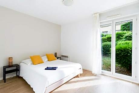 One-Bedroom Apartment (2 Adults)