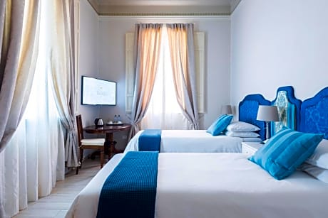 Double or Twin Room with Private External Bathroom