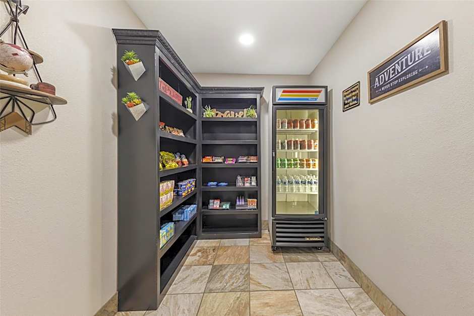 Best Western Plus Sand Bass Inn & Suites