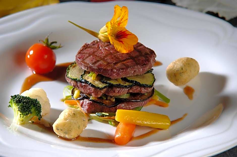 Relais & Châteaux Schlosshotel Chastè - Scuol Tarasp