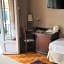 Smart Hotel Gallery House
