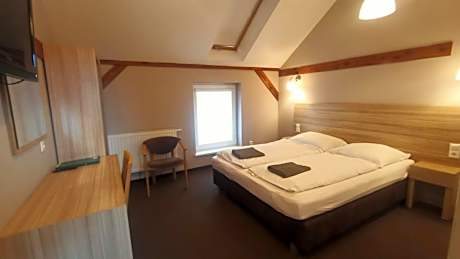 Double or Twin Room with Bathroom