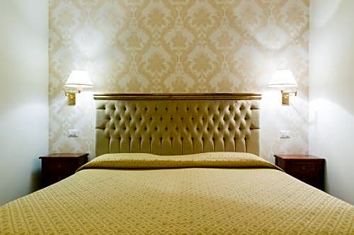 Photo 1 of 7 of Junior Suite with Terrace and View