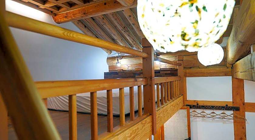 Samlockhon Hanok Guesthouse