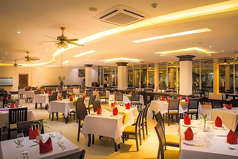 Glorious Hotel & Spa