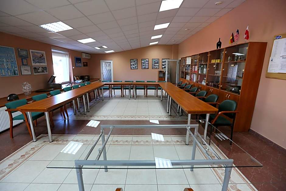 Hotel Kosmonauty Wrocław-Airport