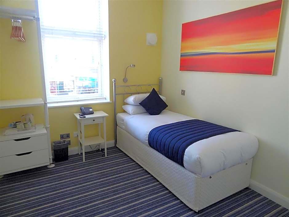 Photo 1 of 2 of Single Room