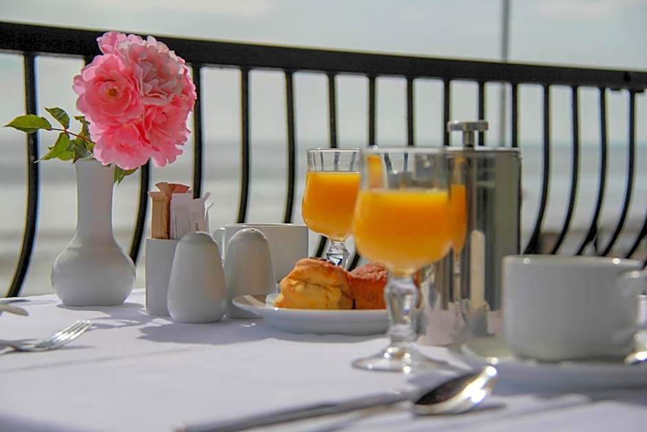 Walter Raleigh Hotel