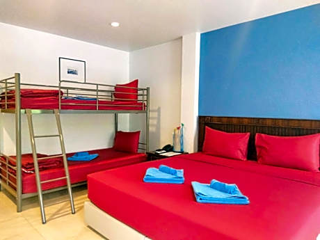 Standard Quadruple Room