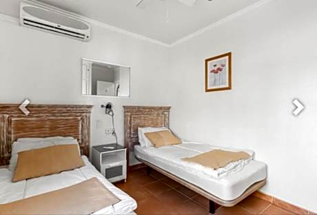 Twin Room with Shared Bathroom