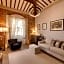 Donati Luxury Tower Suites
