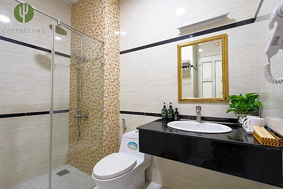 Cactusland Hotel Tan Binh