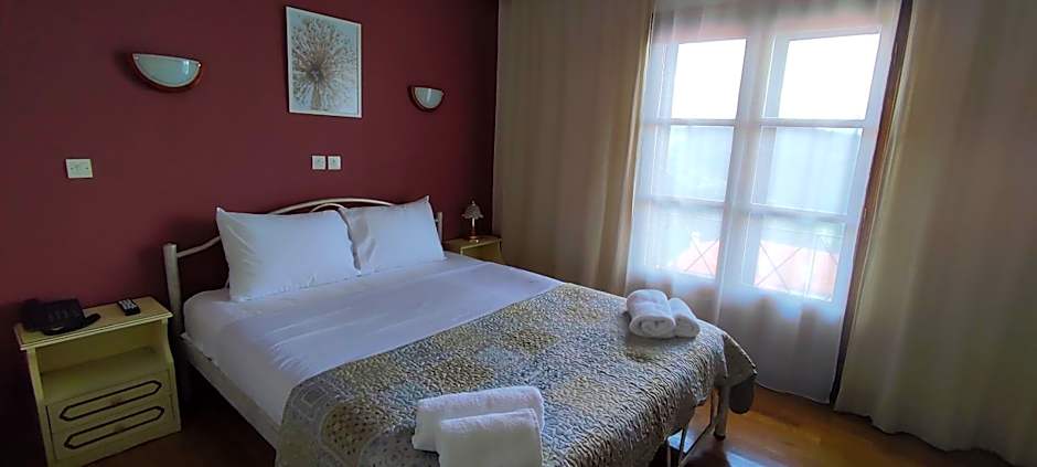 Photo 1 of 15 of Deluxe 1 Double Bed or 2 Beds, Mountain View