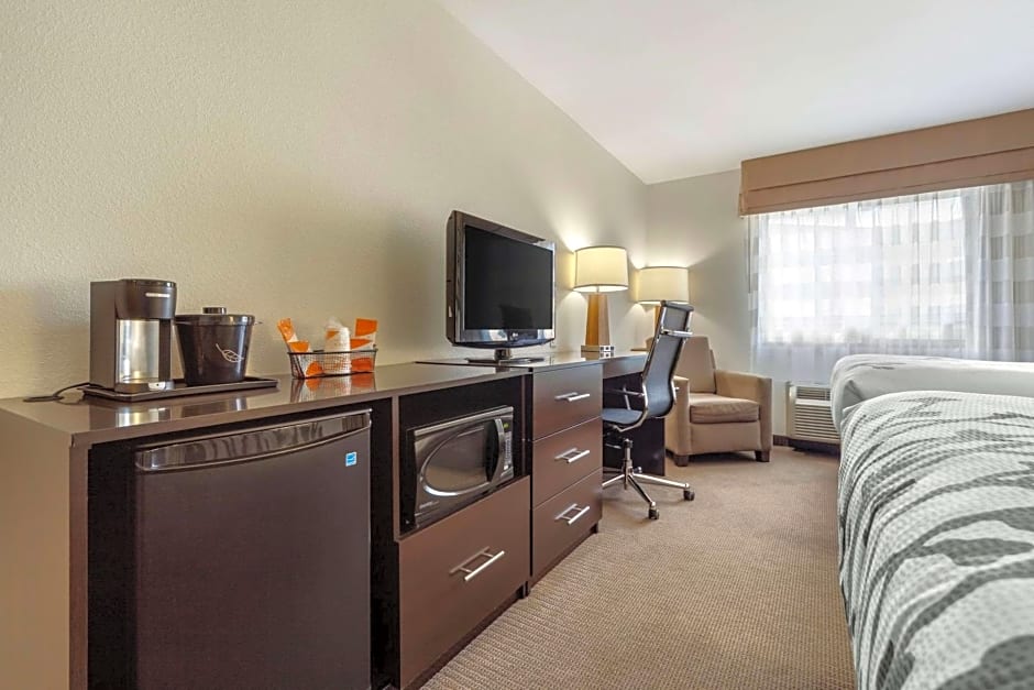 Sleep Inn & Suites Fargo Medical Center