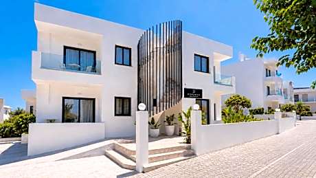Domenica Apartments