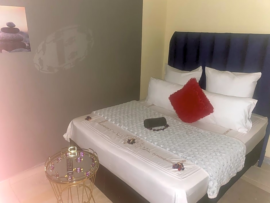 Warmbaths Thai Spa and Guest House