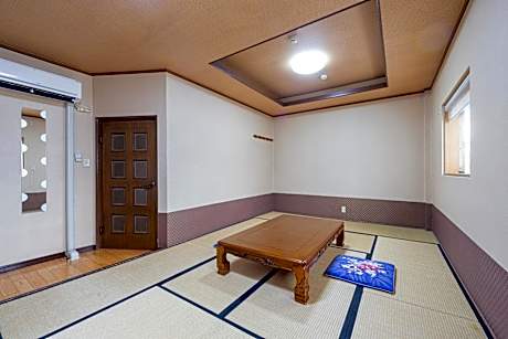Japanese-Style Quadruple Room