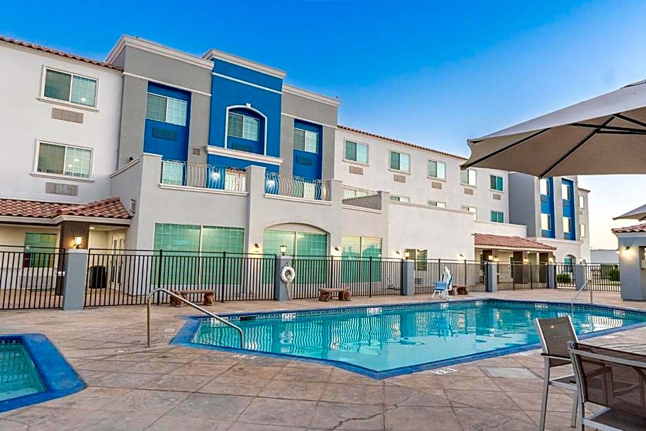 Holiday Inn Express Hotel & Suites El Centro By IHG