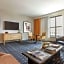 106 Jefferson Huntsville, Curio Collection by Hilton
