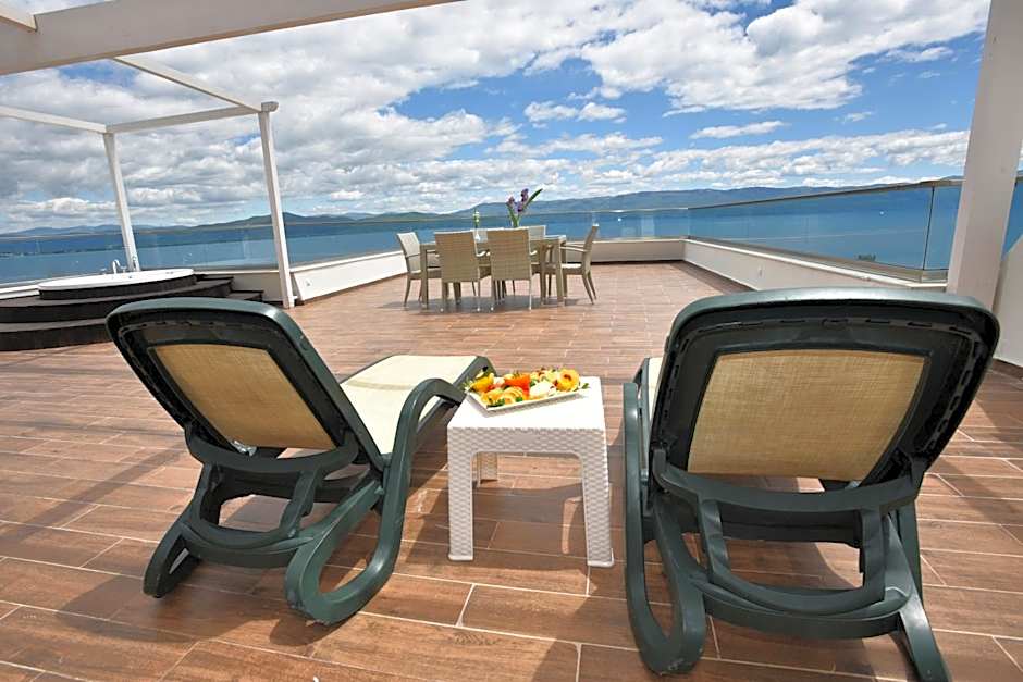 Hotel Izgrev Spa & Aquapark