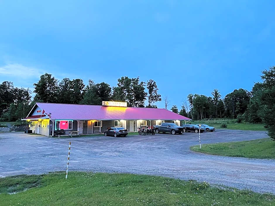 Calabogie Motor Inn