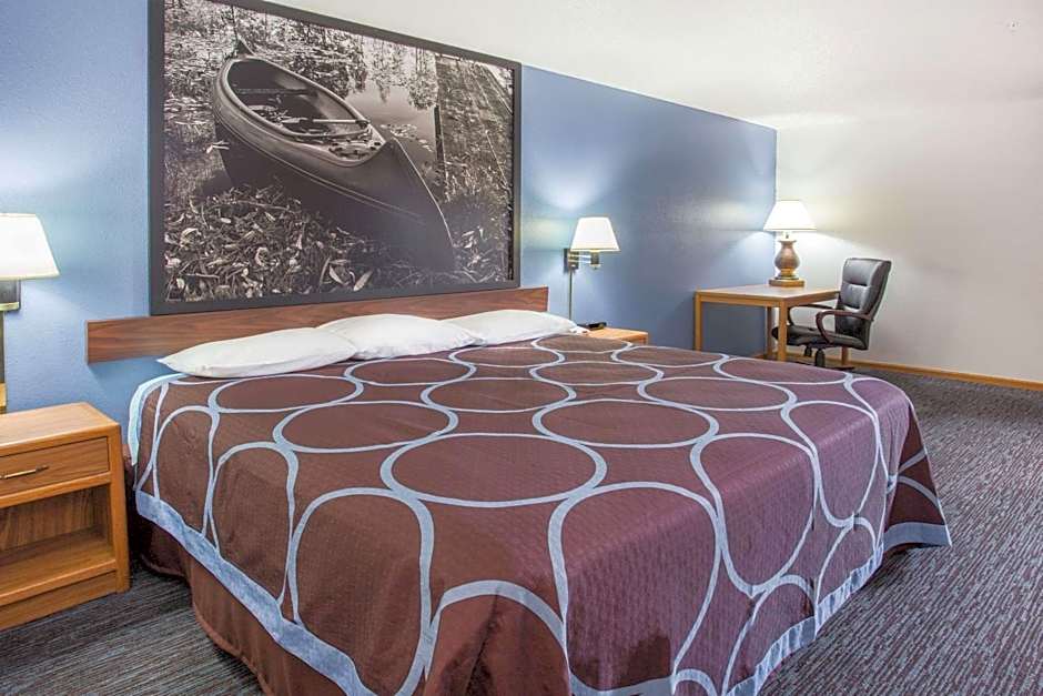 Super 8 by Wyndham Monmouth IL