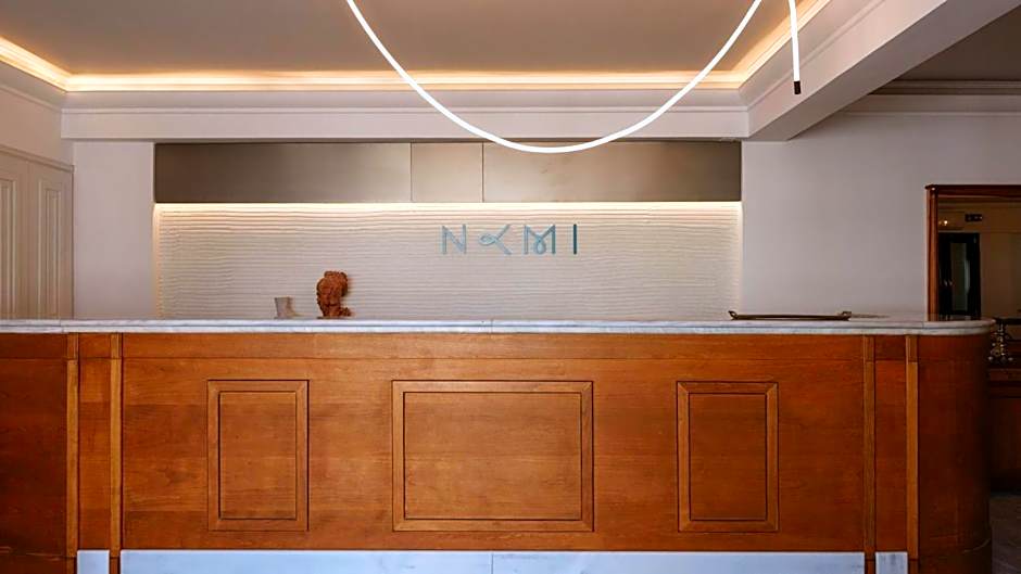 Nami Hotel & Suites