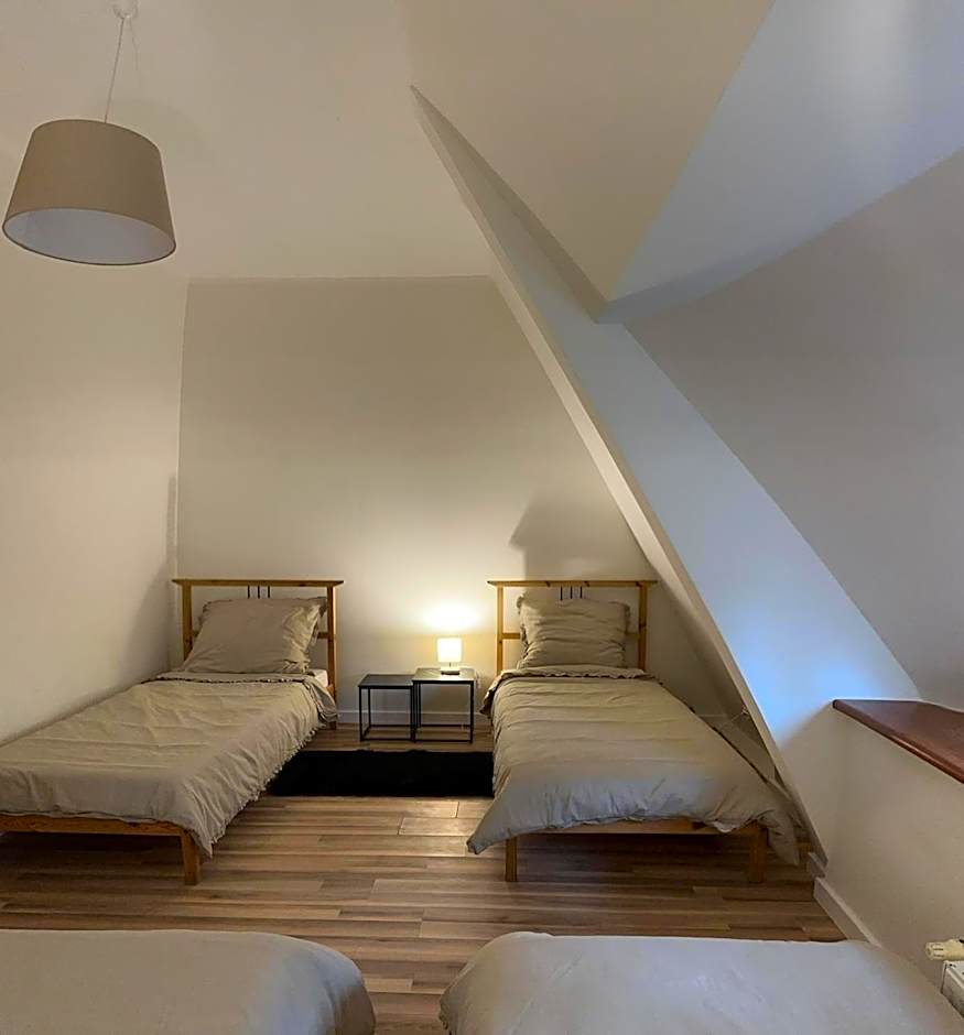 Photo 1 of 4 of Quadruple Room with Bathroom