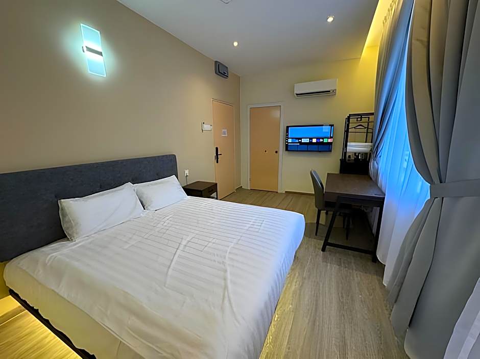 Robin Hotel