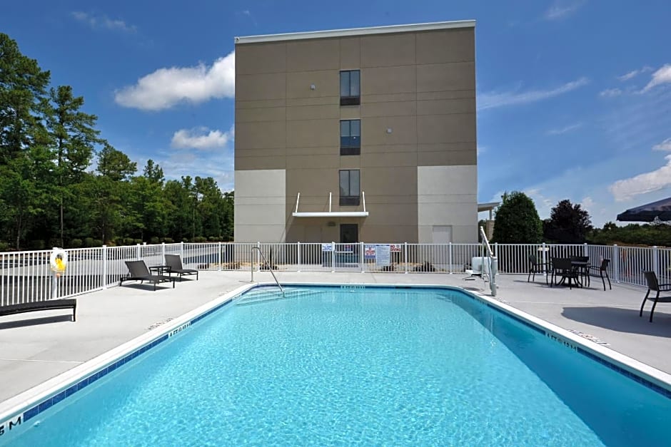 Holiday Inn Express Hotel & Suites Research Triangle Park