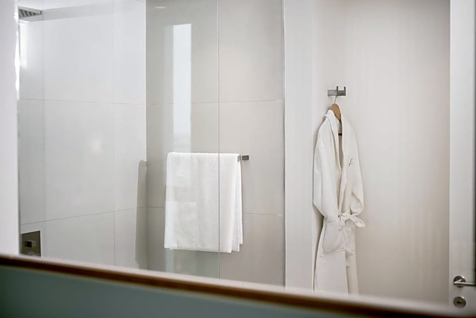 THE FLAG HOTEL Marbella, Estepona Adult Recommended