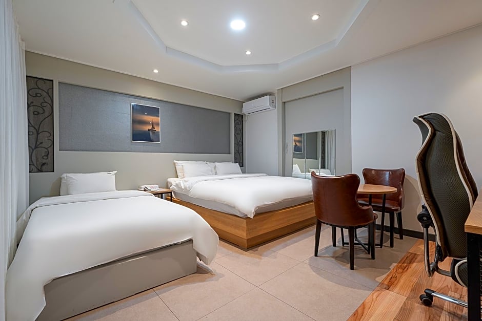 CURVE HOTEL IKSAN