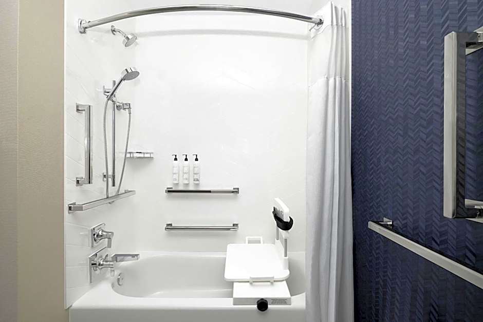 Fairfield Inn & Suites by Marriott Cumberland