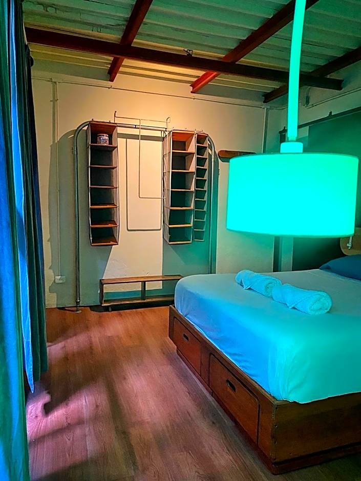 Elmar Hostel