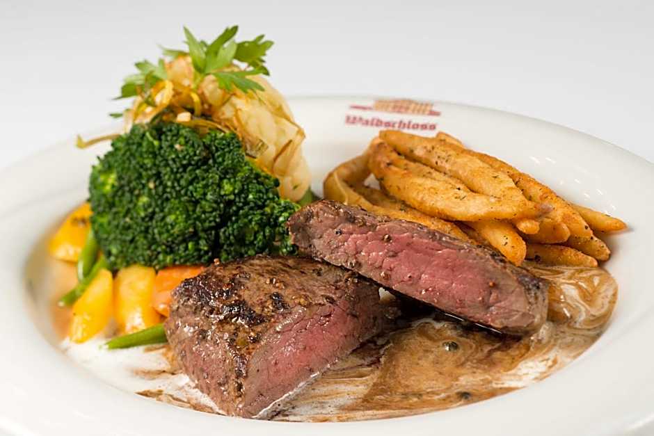 Hotel & Restaurant Waldschloss