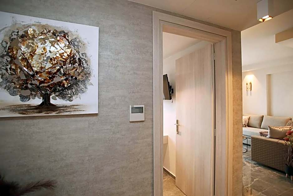 Athinais Luxury Apartments