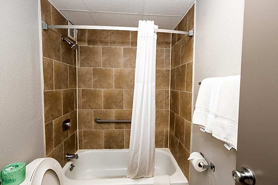 Days Inn by Wyndham Sharonville