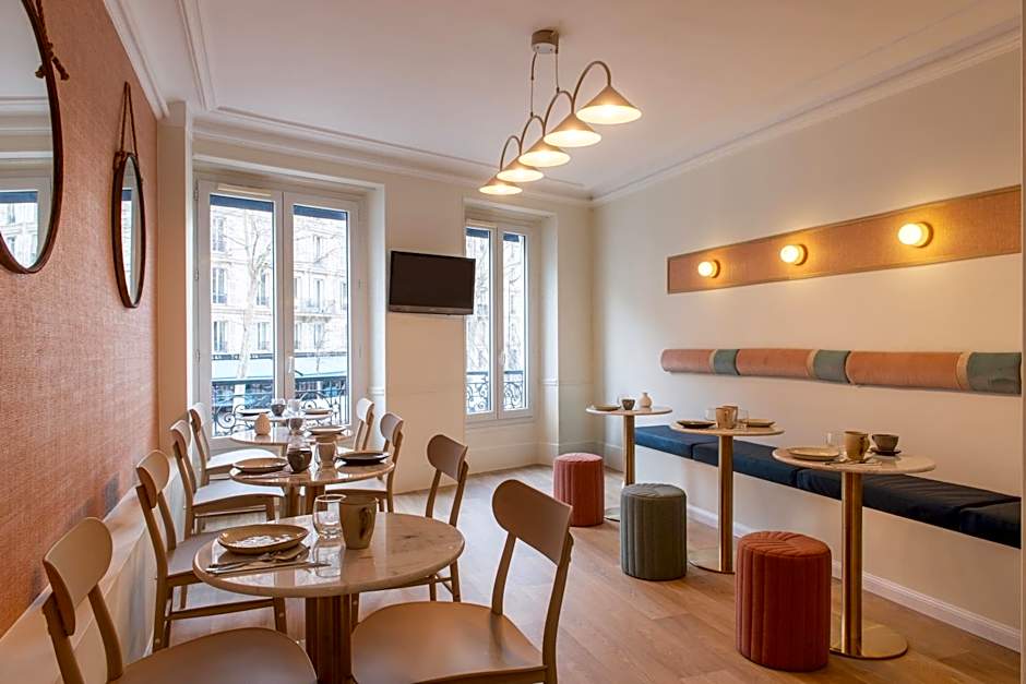 Hotel Avama Prony