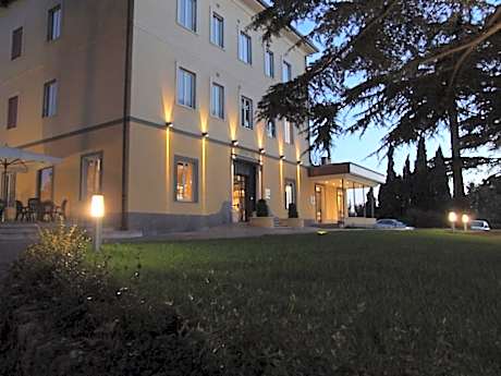 Domus Park Hotel