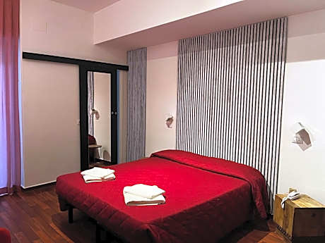 Deluxe Double or Twin Room with Balcony