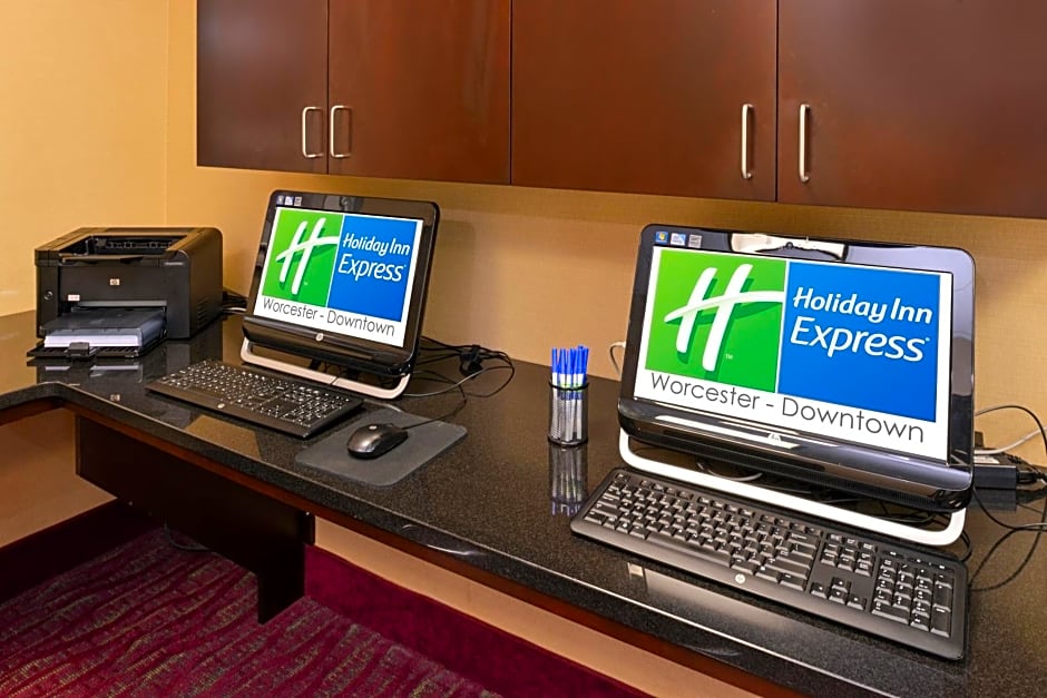 Holiday Inn Express Worcester, an IHG Hotel
