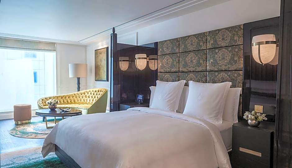 Four Seasons Hotel London at Ten Trinity Square